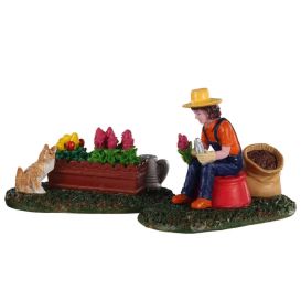 LEMAX 02920 - Figurine au jardin avec minou