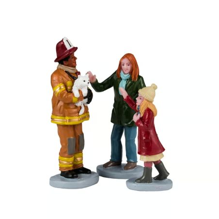 Figurine pompier à la rescousse de minou